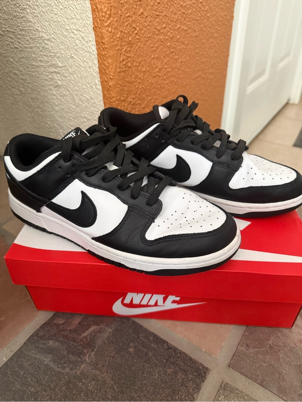Nike Dunk Low Retro “Panda